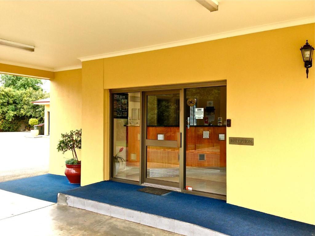 Kyabram Motor Inn Екстер'єр фото