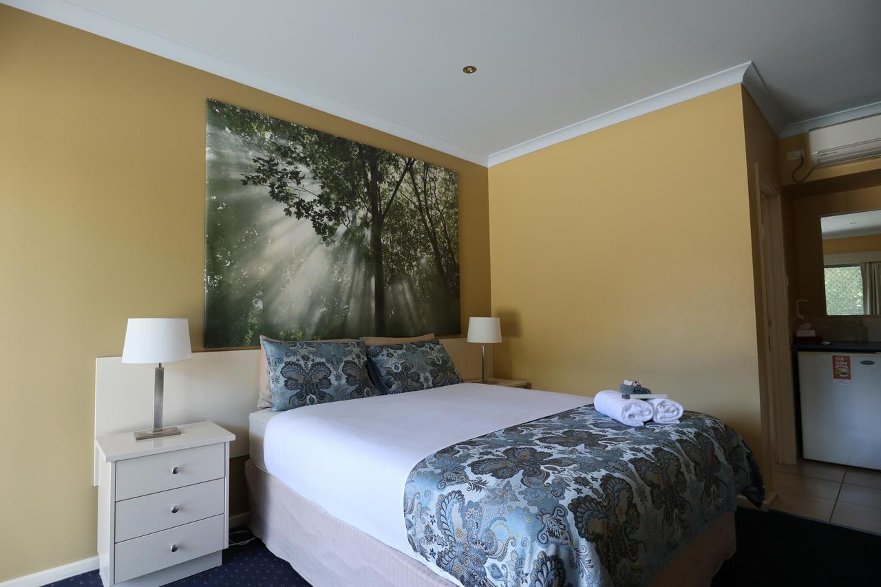 Kyabram Motor Inn Екстер'єр фото